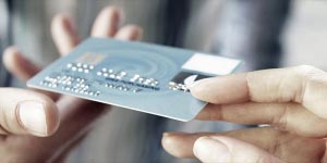 Νεοι κανόνες για πληρωμές με κάρτες απο την ΕΕ