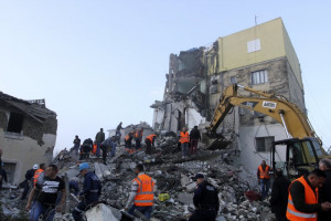 Σεισμός στην Αλβανία: Κλιμάκιο της ΕΜΑΚ μεταβαίνει στα Τίρανα