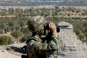 Συνελήφθη Έλληνας στρατιωτικός στον Έβρο για «περίεργες» φωτογραφίες