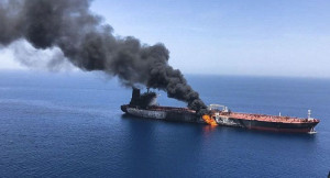 Το Ιράν αρνείται κάθε ευθύνη για τις επιθέσεις σε δύο πετρελαιοφόρα στον Κόλπο του Ομάν