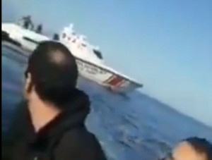Βίντεο ντοκουμέντο: Σκάφος της τουρκικής ακτοφυλακής εμβολίζει λέμβο με πρόσφυγες