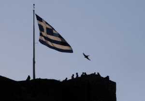 Ύφεση 0,9% στο β&#039; τρίμηνο για την ελληνική οικονομία