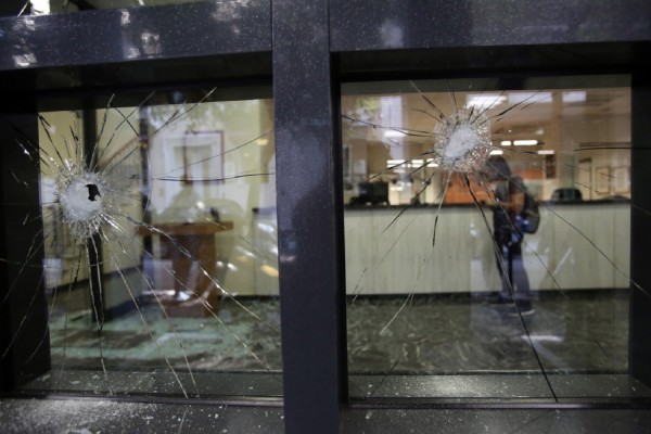 Συνεχίζονται οι επιθέσεις για τον Γιαγτζόγλου - Χτύπησαν γραφείο καθηγήτριας της Παντείου