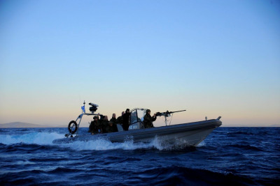 Νέες τουρκικές προκλήσεις στη Χίο: Παραλίγο σύγκρουση με σκάφη της Frontex