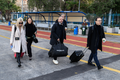 Για Σπέτσες σαλπάρουν σήμερα οι βουλευτές του ΣΥΡΙΖΑ - Ο σκοπός του ταξιδιού