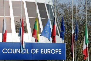 Παρέμβαση του Συμβουλίου της Ευρώπης για τους νεαρούς πρόσφυγες