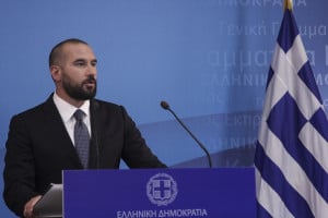 Τζανακόπουλος για πρώτη κατοικία: Εντός της εβδομάδας η ψήφιση - Πρώτη φορά προστατεύονται και επιχειρηματίες