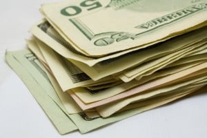 Έκθεση Saxo Bank: «Ο κόσμος γυρίζει την πλάτη στο πανίσχυρο δολάριο»