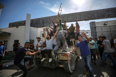 Με ολοκληρωτικό πόλεμο απειλεί το Ισραήλ η Χαμάς - «Είμαστε έτοιμοι για το χειρότερο σενάριο»