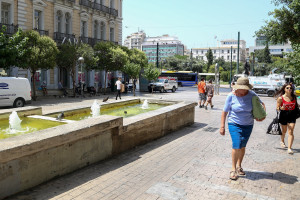 Καιρός: Ο Δήμος Αθηναίων διαθέτει 8 κλιματιζόμενες αίθουσες λόγω υπερβολικής ζέστης
