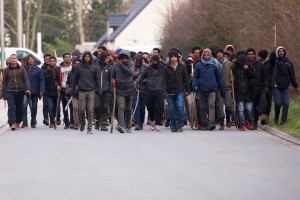 Γαλλία: 20 τραυματίες σε βίαιες συμπλοκές μεταξύ μεταναστών