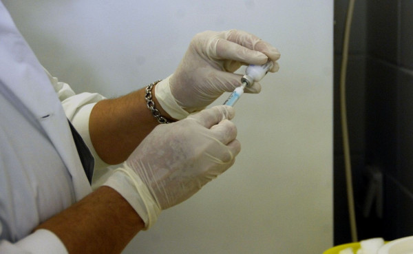 Καμπανάκι ΙΣΑ για τα αντιγριπικά εμβόλια: Ανεμβολίαστοι όσοι νοσούν από τη γρίπη