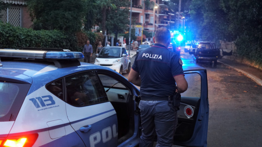 Σοκ στην Ιταλία: 48χρονος με κορονοϊό έφυγε από το νοσοκομείο, πήγε σπίτι και δολοφόνησε το παιδί του
