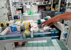 Ο ΕΟΦ καλεί τους καταναλωτές να μην αγοράζουν ή κάνουν χρήση του «Estrogenolit»