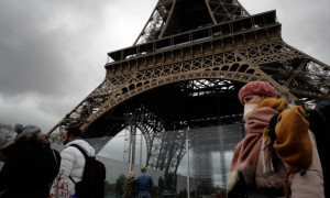 Γαλλία: Παρατείνεται η καραντίνα πέραν της 15ης Απριλίου