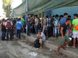 Ένταση σε κέντρο φιλοξενίας προσφύγων στη Θεσσαλονίκη- Πλημμύρισαν οι σκηνές