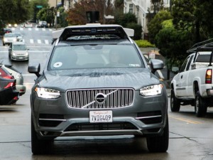 Αυτοκίνητο της Uber χωρίς οδηγό σκότωσε πεζή