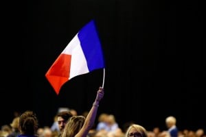 Οι διαδηλώσεις στην Γαλλία «δοκιμάζουν» της αντοχές της κυβέρνησης Μακρόν
