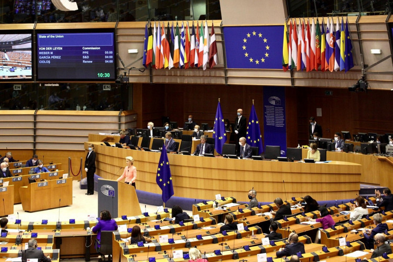 Ευρωπαϊκή Ένωση: Ταμείο Ανάκαμψης... και με τη βούλα