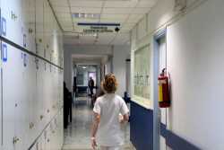 Νέα 12μηνη κοινωφελής εργασία στα νοσοκομεία για 4.000 ανέργους