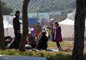 Περιφέρεια Β. Αιγαίου: Δεν χωρούν άλλοι πρόσφυγες στα νησιά