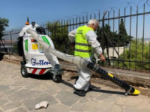 Δήμος Αθηναίων: Προστέθηκαν 12 ηλεκτρικές αυτοκινούμενες σκούπες στη Διεύθυνση Καθαριότητας