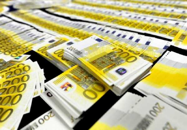 Πλεόνασμα 2,715 δισ. ευρώ το πρώτο τετράμηνο στον προϋπολογισμό
