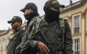 Κολομβία: Τρεις νεκροί σε επίθεση σε αστυνομικό τμήμα