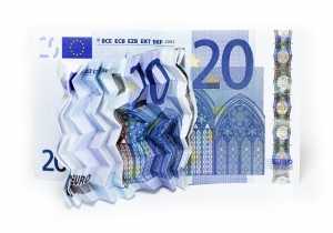 Στα ΚΕΠ για το επίδομα ως 600 ευρώ σε οικογένειες μειονεκτικών περιοχών
