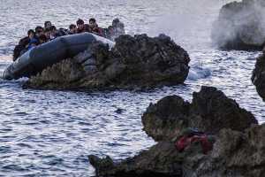 Νέα τραγωδία με 18 νεκρούς μετανάστες σε ναυάγιο νοτιοδυτικά της Τουρκίας