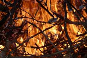 Τεράστιες καταστροφές από τη μεγάλη πυρκαγιά στην Ιεράπετρα Κρήτης