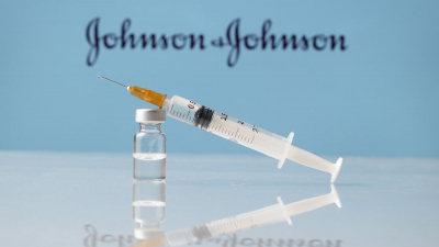 FDA: Πράσινο φως για δεύτερη δόση του εμβολίου της Johnson &amp; Johnson, πότε πρέπει να γίνεται