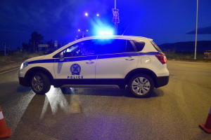 Φρικιαστικό έγκλημα στη Θεσσαλονίκη - Βρέθηκε μαχαιρωμένος μέσα στο σπίτι του (vid)