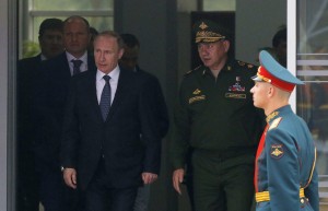 Ο Πούτιν βρυχάται για τα συμμαχικά πλήγματα στην Συρία