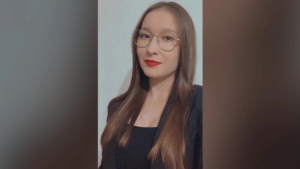 Ξάνθη: Το συγκινητικό «αντίο» των συμμαθητών της αδικοχαμένης 19χρονης που σκότωσε ο αστυνομικός