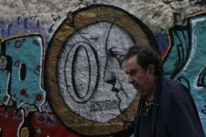 Δημοσκόπηση Public Issue: Καταρρέει η δημοτικότητα του ευρώ στην Ελλάδα