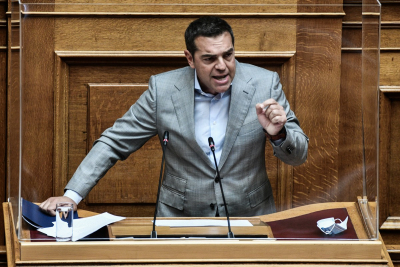 Τσίπρας στη Βουλή κατά Μητσοτάκη: Έχετε άγνοια του ελληνικού Πανεπιστημίου και της διαδικασίας των εξετάσεων (βίντεο)
