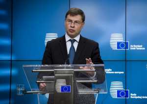 Ντομπρόβσκις: Επενδύσεις άνω των 2 δισ. ευρώ συνολικά στην Ελλάδα από την ΕΤΕπ