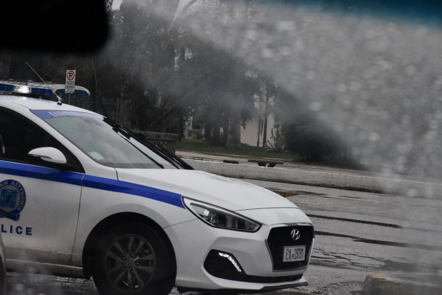 Θεσσαλονίκη: Ανθρωποκυνηγητό για τον 34χρονο που σκότωσε τη μητέρα του, τι αναφέρει στο σημείωμα που άφησε