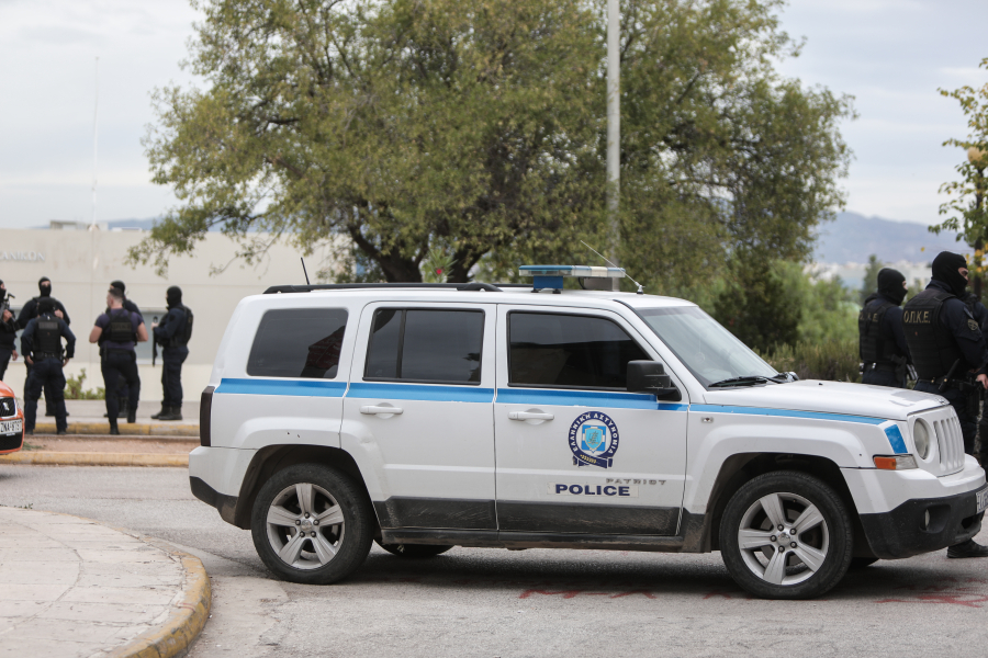 Καστοριά: Συλλήψεις για διακίνηση ακατέργαστης Κάνναβης, ανάμεσά τους και δημοτική σύμβουλος