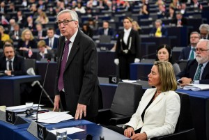 Σχέδιο προστασίας των συνόρων της ΕΕ θα ανακοινώσει ο Γιούνκερ