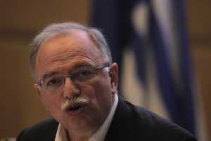 Παπαδημούλης: Στόχος να τελειώσει το Grexit αλλά τίποτα δεν έχει τελειώσει