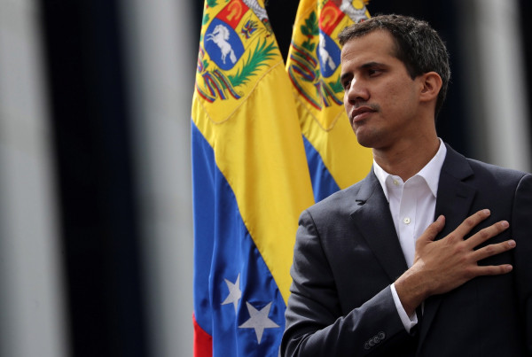 Συνεχίζεται το χάος στη Βενεζουέλα - Σε διαδηλώσεις καλεί τον λαό ο Γκουαϊδό μέχρι να παραιτηθεί ο Μαδούρο