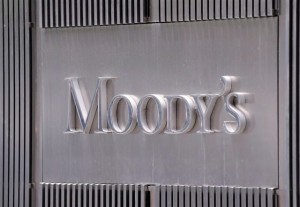 Πλεόνασμα 2,5% για το 2018 βλέπει η Moody&#039;s