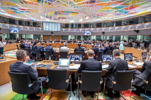 Eurogroup: «Όχι» στην μείωση πλεονασμάτων με το καλημέρα