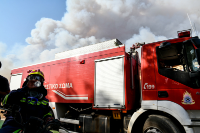 Πάτρα: Μπέρδεψαν τη φωτιά στη Φωκίδα με το Δρέπανο και ξεσήκωσαν την Πυροσβεστική