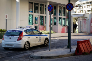 «Μπούκαραν» και έκλεψαν χρήματα από ανθοπωλείο στο κέντρο της Θεσσαλονίκης
