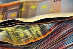 «Κρυφό» χρέος 14,5 δισ. ευρώ από τα δάνεια με εγγύηση του Δημοσίου