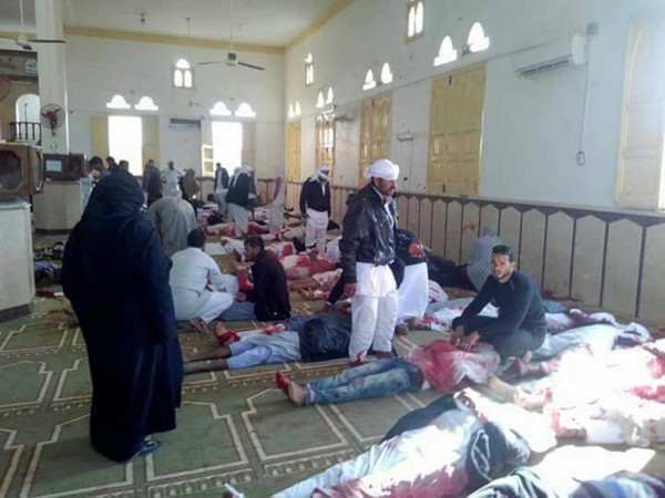 Τουλάχιστον 235 οι νεκροί από την επίθεση σε τέμενος στο Σινά