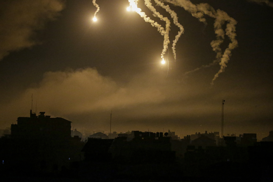Προ των πυλών της πόλης της Γάζας ο ισραηλινός στρατός: «Έγκλημα πολέμου η επίθεση στην Τζαμπάλια», δηλώνει ο ΟΗΕ